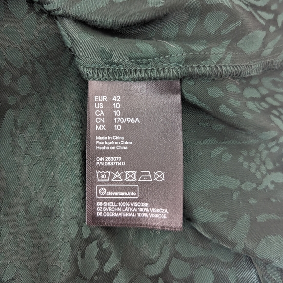 H&M Satin Jacquard Blouse - Picture 6 of 6